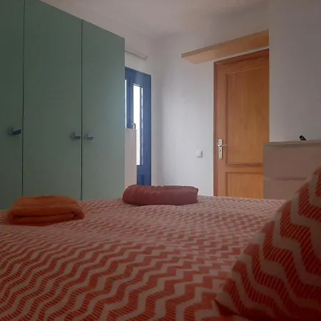 Lola House Apartament *